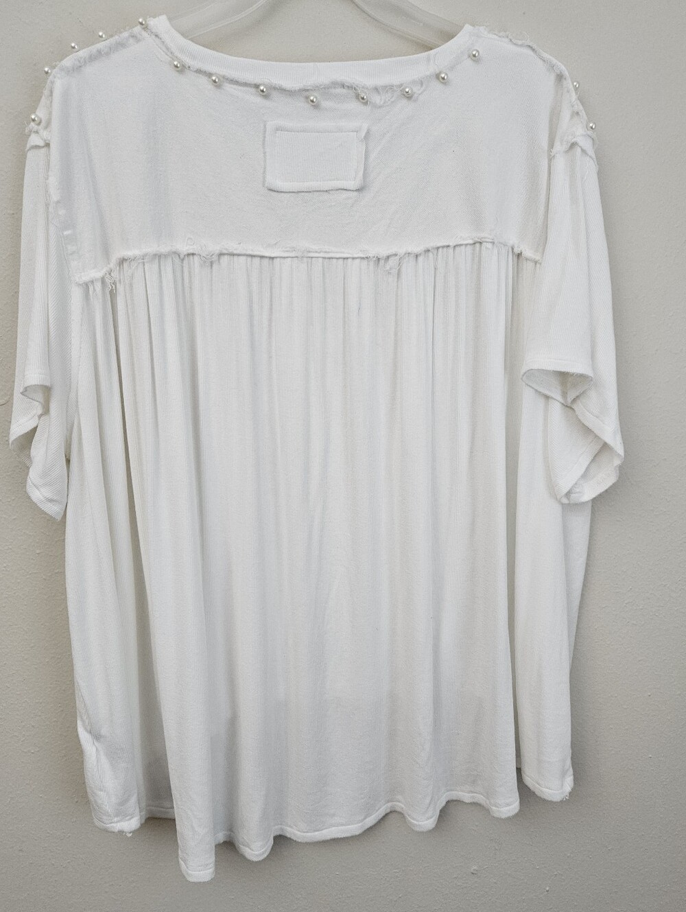 POL White Oversized Short Sleeve Top with Pearl Detail Size L (NWOT) - Picture 3 of 10